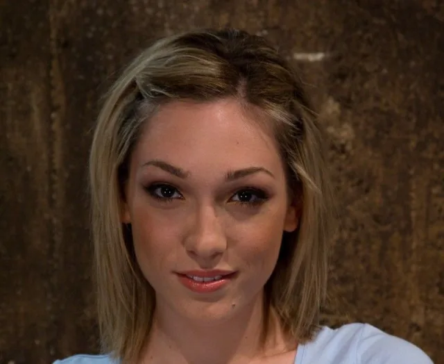 Lily LaBeau